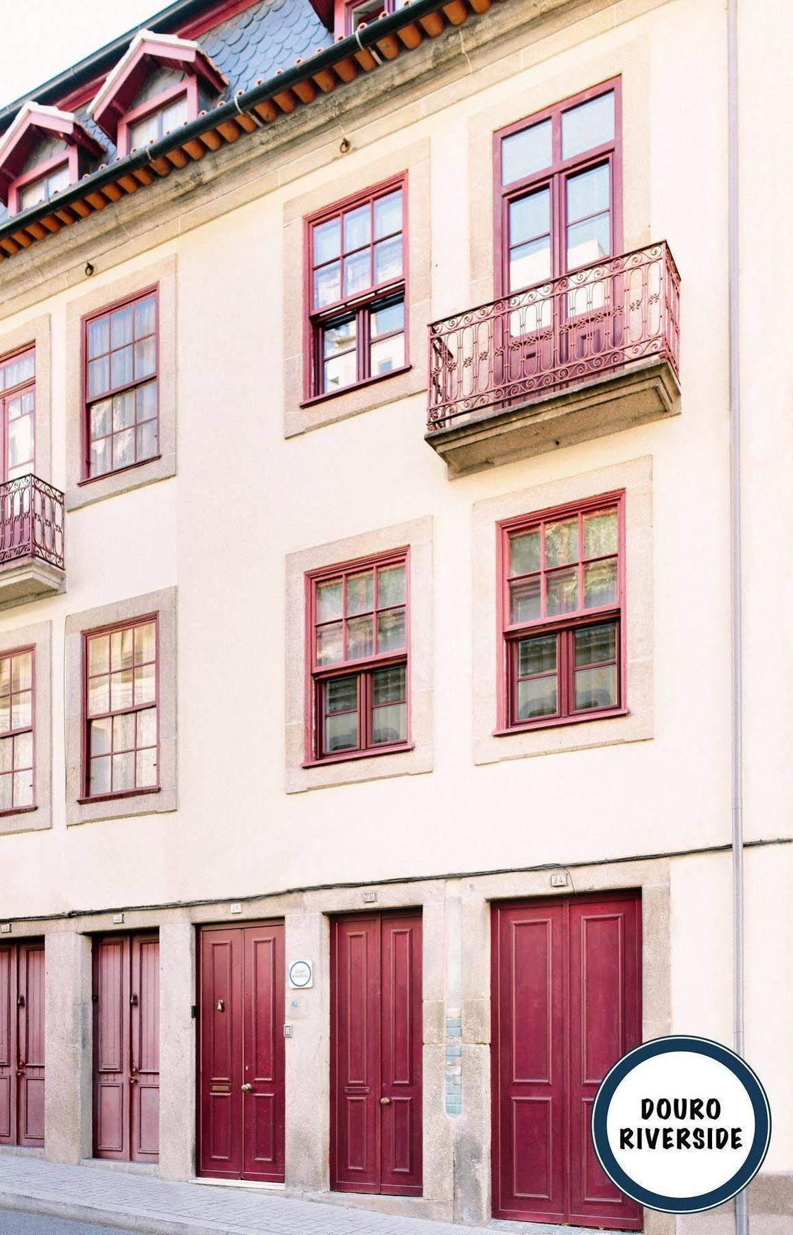 Douro Riverside Apartments Вила-Нова-ди-Гая Экстерьер фото
