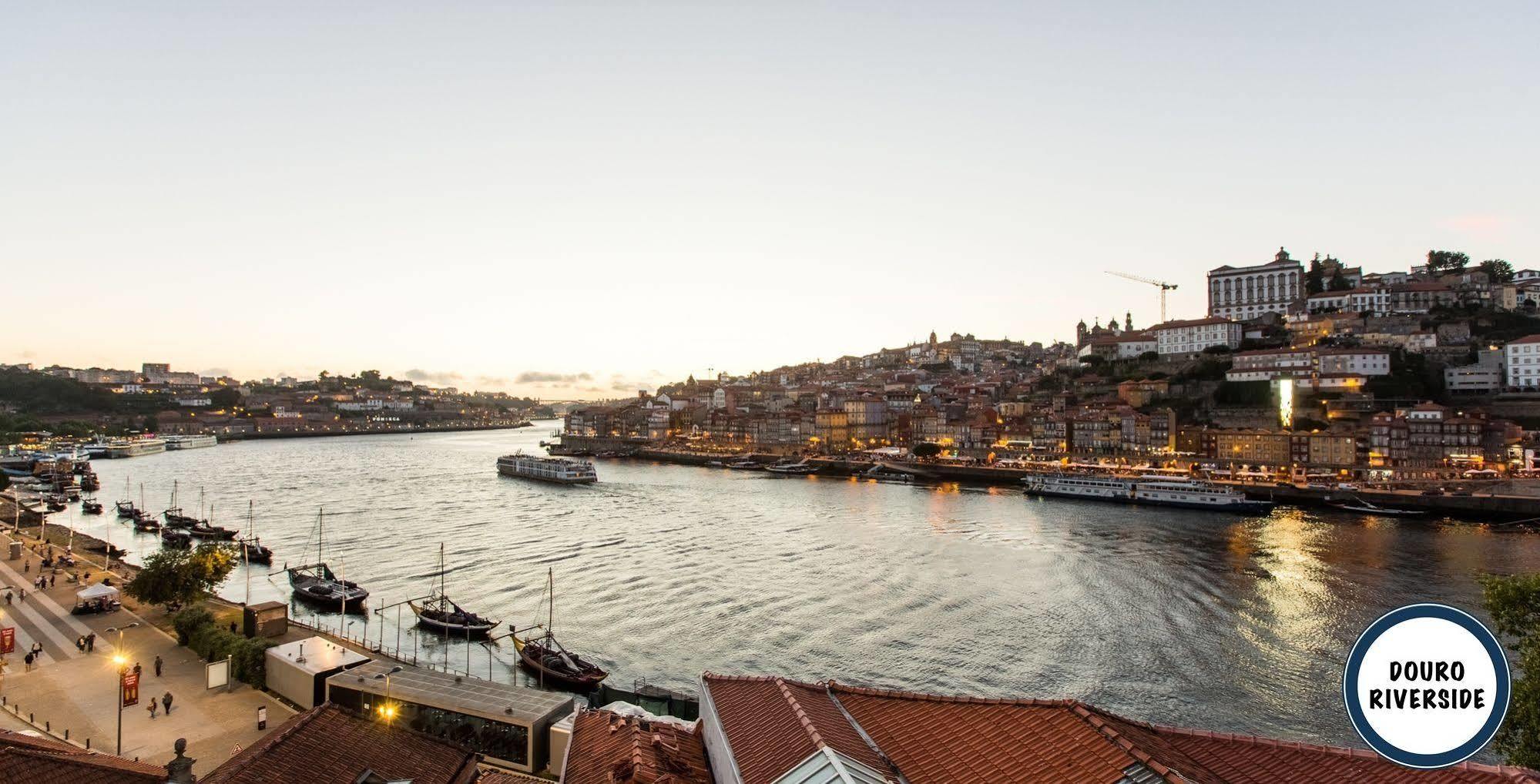 Douro Riverside Apartments Вила-Нова-ди-Гая Экстерьер фото