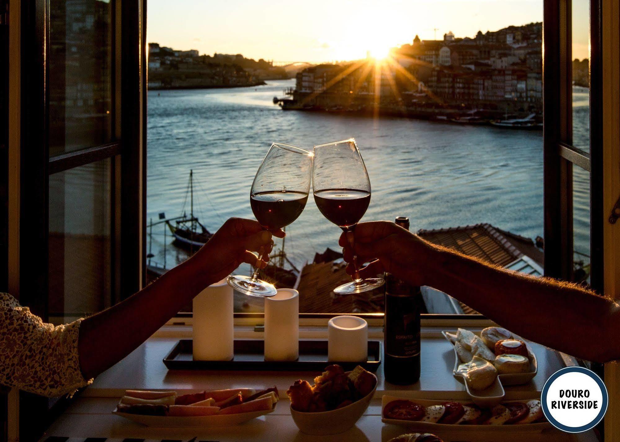 Douro Riverside Apartments Вила-Нова-ди-Гая Экстерьер фото