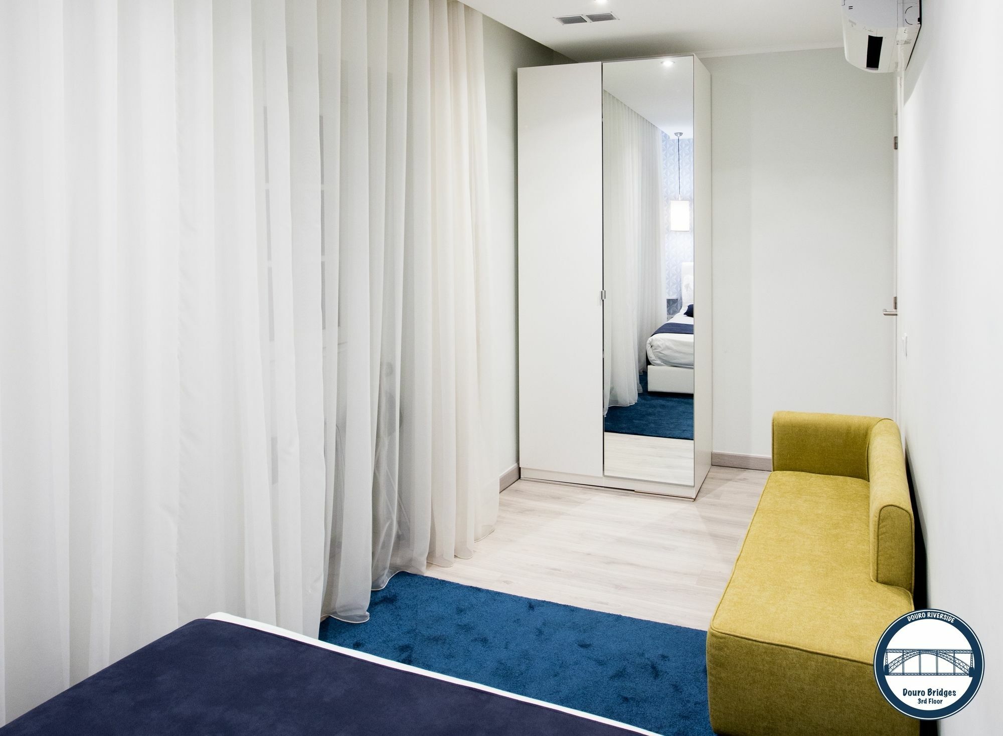 Douro Riverside Apartments Вила-Нова-ди-Гая Экстерьер фото